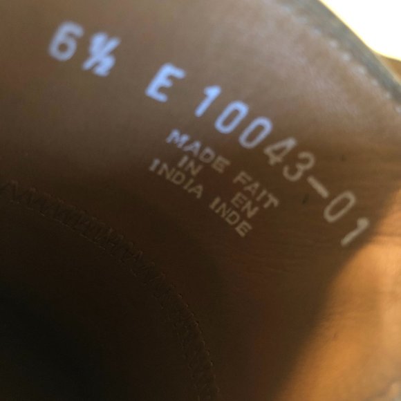 FLORSHEIM LEATHER DRESS SHOES - Picture 8 of 9